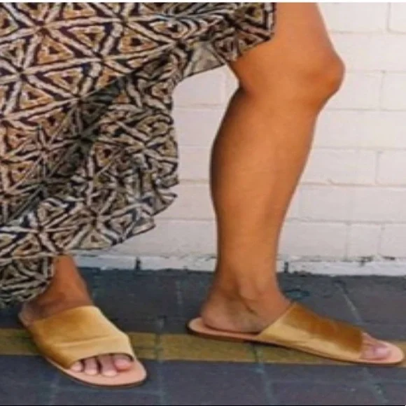 James Smith Off Duty Sandals in Velvet